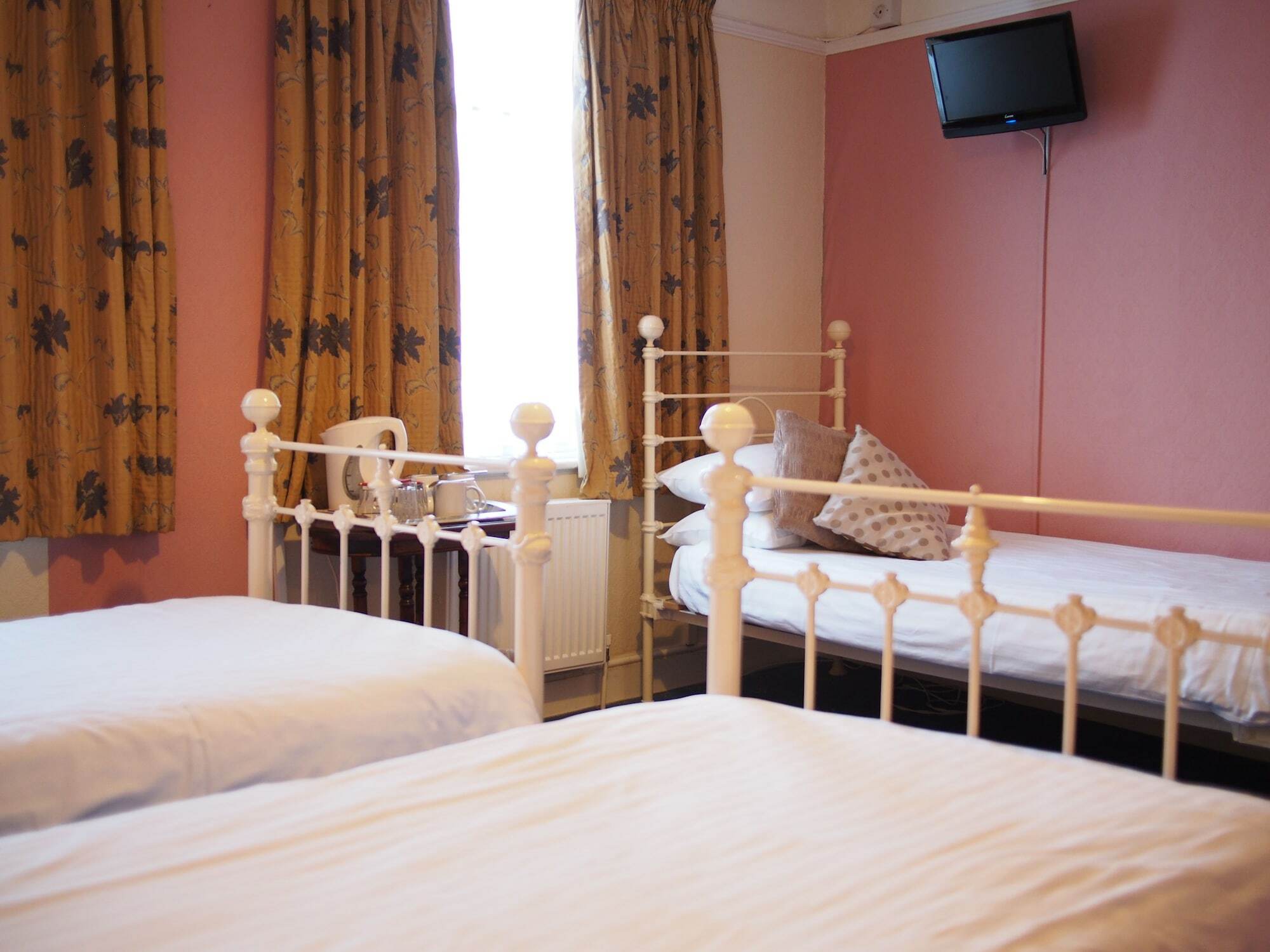 The Coach House Bed & Breakfast Кентърбъри Екстериор снимка