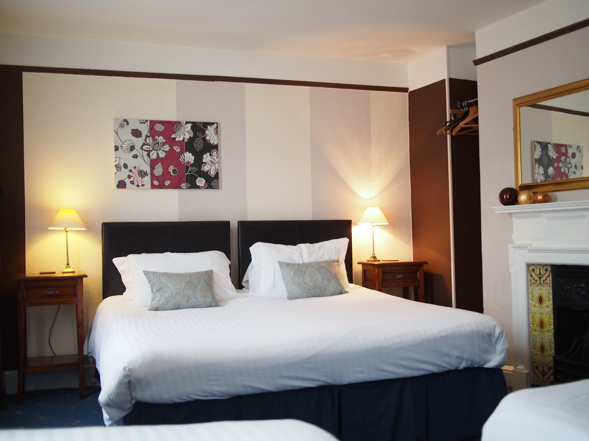 The Coach House Bed & Breakfast Кентърбъри Екстериор снимка